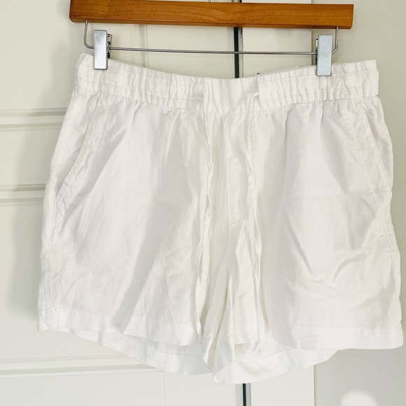 White Linen Shorts - Picture 5 of 14
